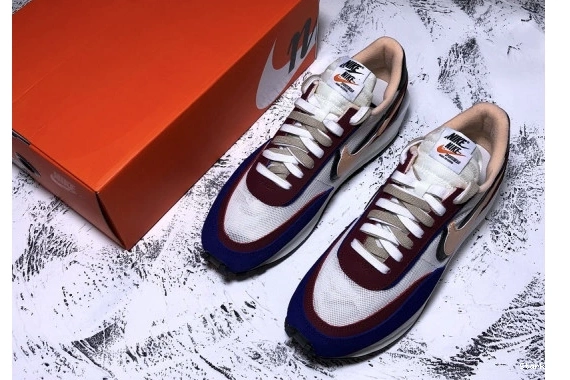LD White sacai Nike BV0073-700 Blue Waffle 0819